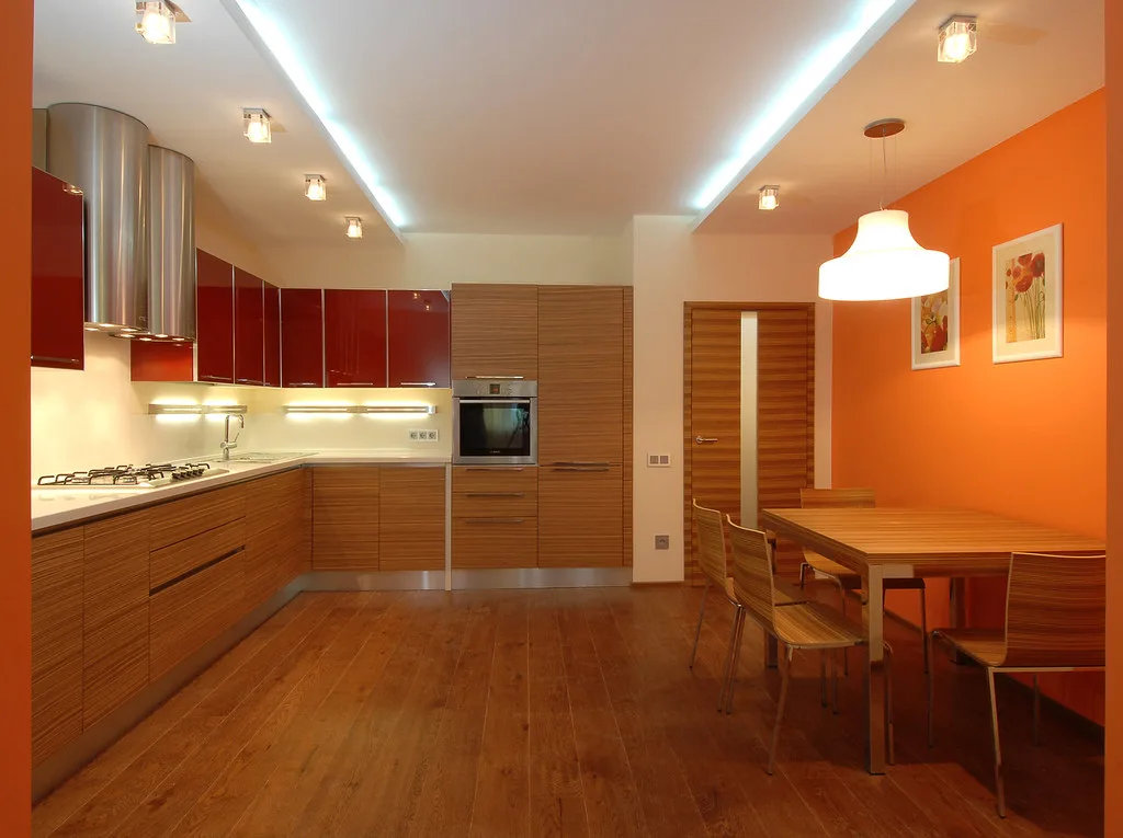 Oak Kitchen Ideas: Natural Timber Looks for Country Homes